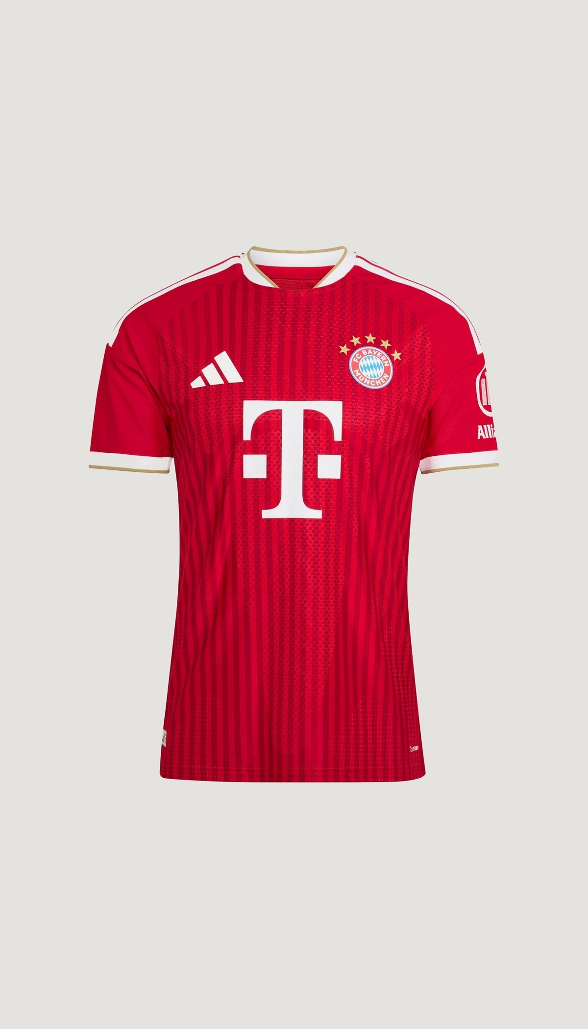 FC Bayern local 2026/27 versión jugador — vista frontal